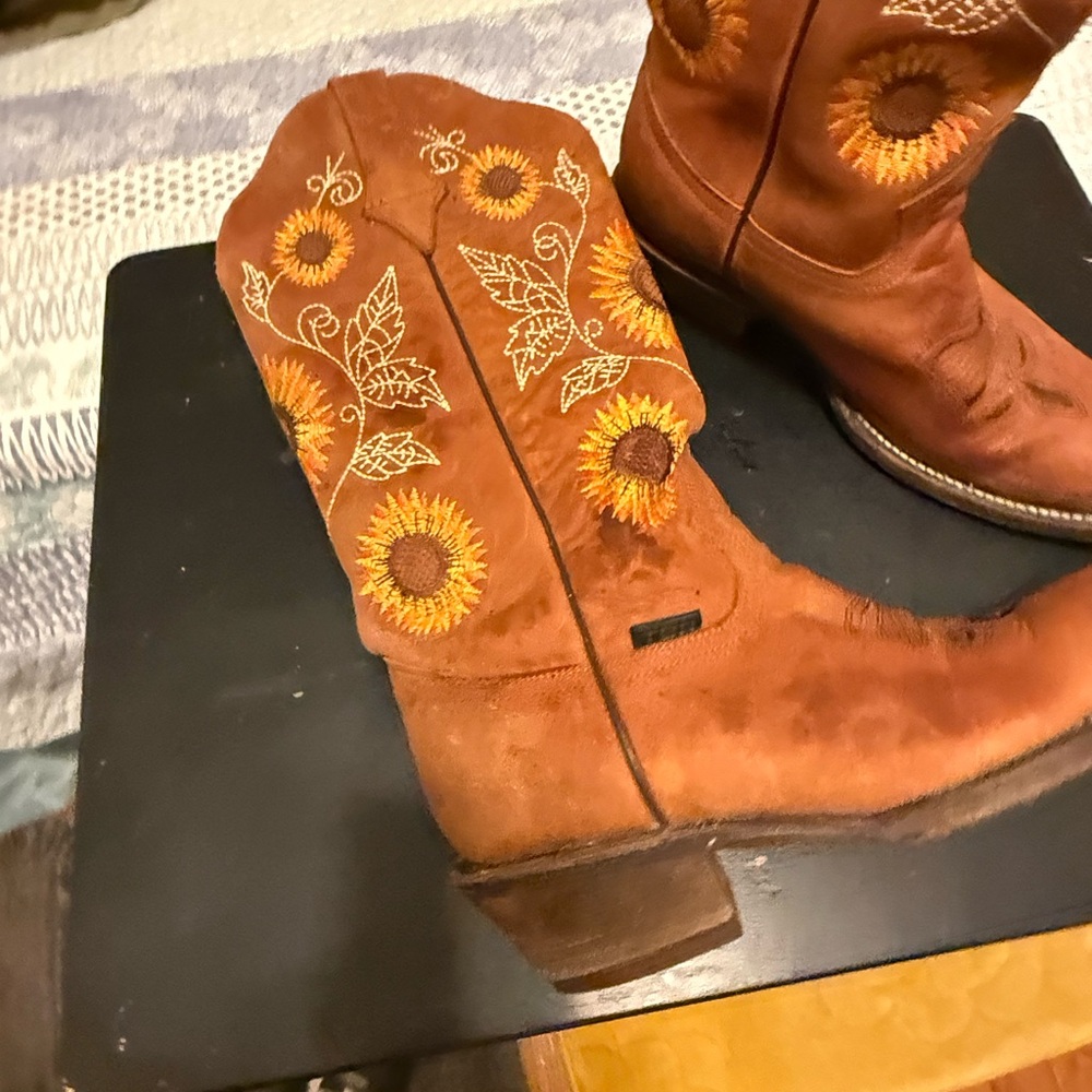 Sunflower Embroidered Brown Cowboy Boots